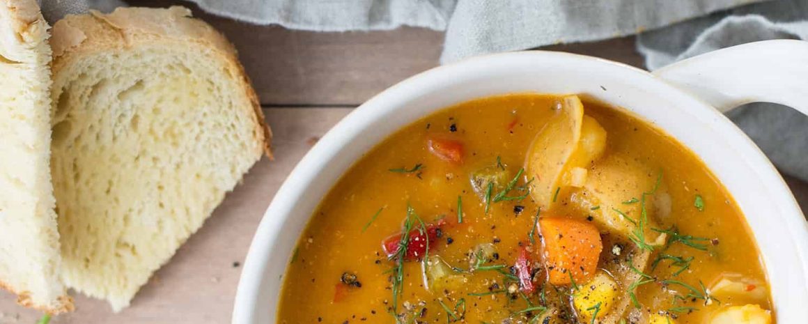 Vegetable and potato chowder in little bowls.