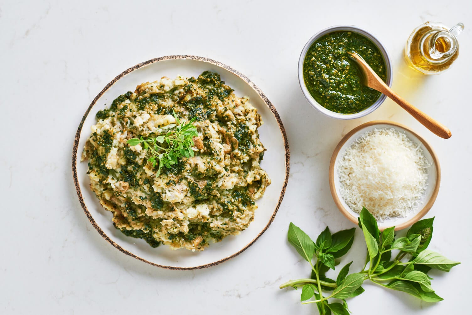 Basil pesto mashed potatoes