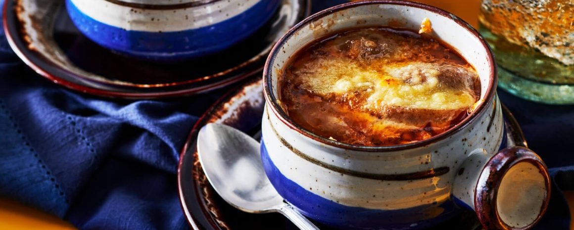 Delicious little bowls of French onion soup with potatoes.