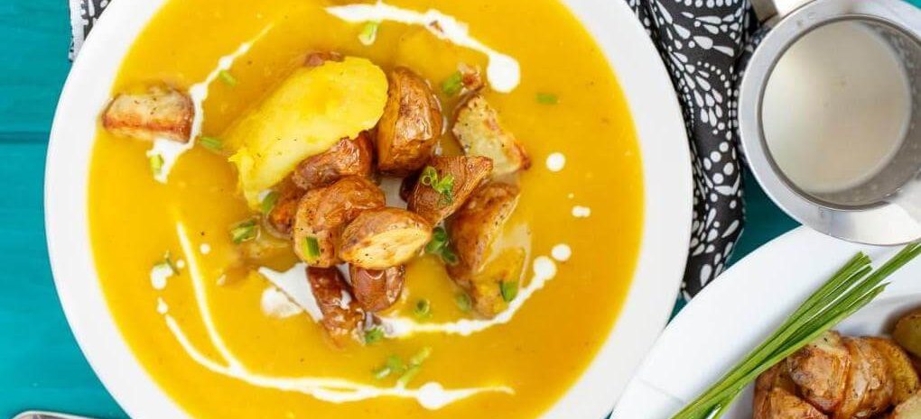 Roasted apple pumpkin soup with potatoes.